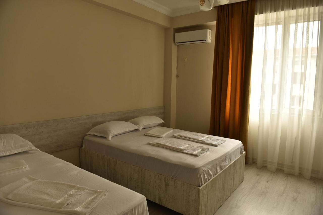 Prime Hotel Batumi Kültér fotó