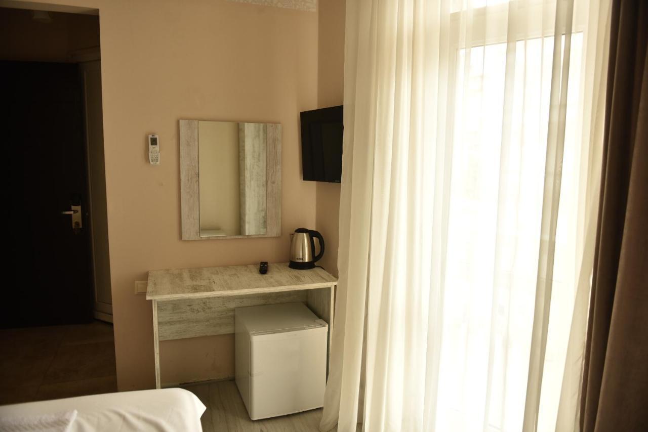Prime Hotel Batumi Kültér fotó