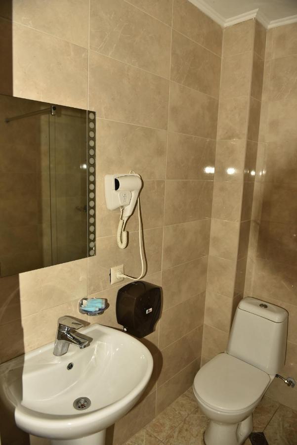 Prime Hotel Batumi Kültér fotó