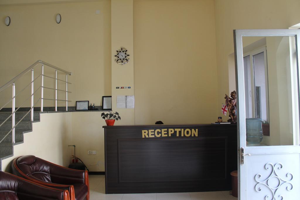 Prime Hotel Batumi Kültér fotó